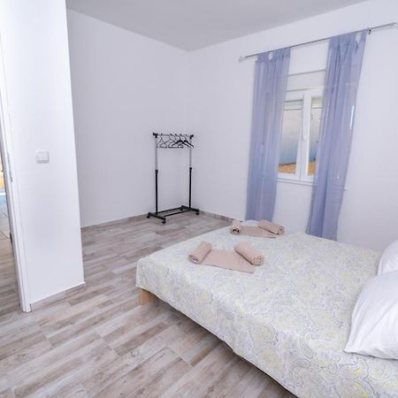 Apartmani Ajp Posedarje Exterior foto